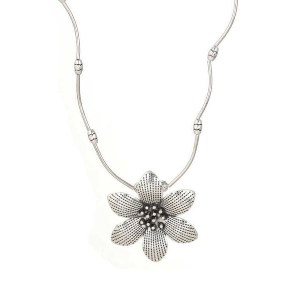 women039s simple flowers tibetan silver pendant necklaces gstqn018 fashion gift national style women diy necklace pendants1538414
women039s simple flowers tibetan silver pendant necklaces gstqn018 fashion gift national style women diy necklace pendants1538414
