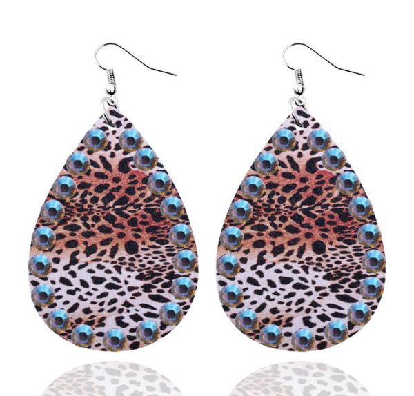 crystal pave surrounding cheetah animal print leather earrings for women faux rhinestones leopard teardrop vegan leather hanging e1916134, Silver
crystal pave surrounding cheetah animal print leather earrings for women faux rhinestones leopard teardrop vegan leather hanging e1916134, Silver