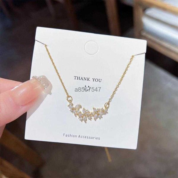 pendant necklaces petal flower lotus plant chain necklace nimble mother's woman wedding family friend jewelry 15o94, Silver
pendant necklaces petal flower lotus plant chain necklace nimble mother's woman wedding family friend jewelry 15o94, Silver