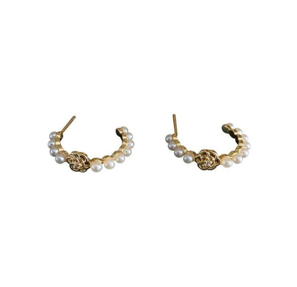 18k gold plated designer stud earrings brand designers geometry letters fashion women crystal pearl earring wedding party jewerlry6768568, Golden;silver
18k gold plated designer stud earrings brand designers geometry letters fashion women crystal pearl earring wedding party jewerlry6768568, Golden;silver