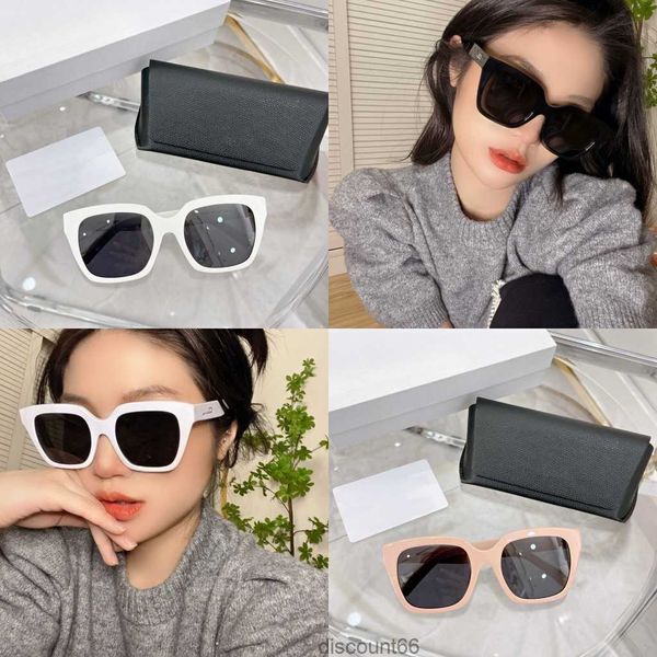 frames arc de triomphe ce versatile pink large square glasses letter sunglasses cl40198im73, White;black
frames arc de triomphe ce versatile pink large square glasses letter sunglasses cl40198im73, White;black