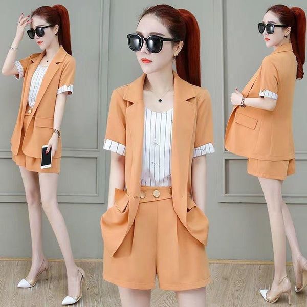 sweaters women's suit 2022 spring summer new office coat crop shorts three piece set workers' highend professional clothes for wom, White;black
sweaters women's suit 2022 spring summer new office coat crop shorts three piece set workers' highend professional clothes for wom, White;black