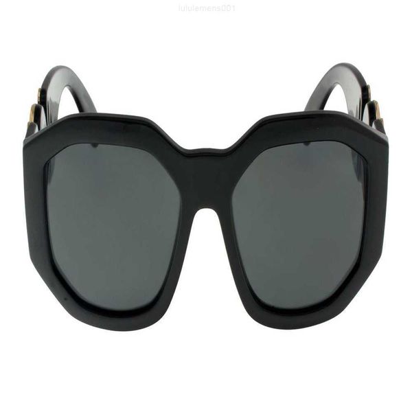luxury designer sunglasses for men and women summer style anti-ultraviolet retro square frame fashion eyeglasses come with packagewi8x, White;black
luxury designer sunglasses for men and women summer style anti-ultraviolet retro square frame fashion eyeglasses come with packagewi8x, White;black
