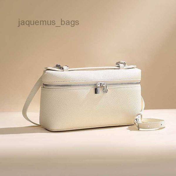 loro * piana bag l19 genuine leather portable lunch box bag 2023 new kaili cowhide piana one shoulder crossbody gigi same small square bag
loro * piana bag l19 genuine leather portable lunch box bag 2023 new kaili cowhide piana one shoulder crossbody gigi same small square bag