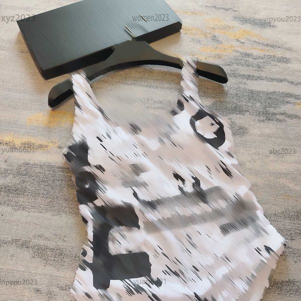 womens designer bikini black letter printing printing one-piece size s-l hanger design girl surfing suit june16, White;black
womens designer bikini black letter printing printing one-piece size s-l hanger design girl surfing suit june16, White;black