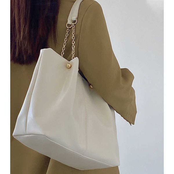 large capacity tote bag advanced sense college student class computer bag new fashion and versatile commuter bag
large capacity tote bag advanced sense college student class computer bag new fashion and versatile commuter bag