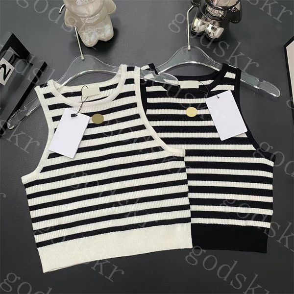womens striped tanks designer wool camisoles metal logo knitted t shirt ladies cropped, Black;white
womens striped tanks designer wool camisoles metal logo knitted t shirt ladies cropped, Black;white