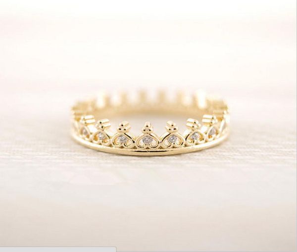 fashion crown with rhinestones rings gold silver rose color optional for women4261245, Golden;silver 
fashion crown with rhinestones rings gold silver rose color optional for women4261245, Golden;silver