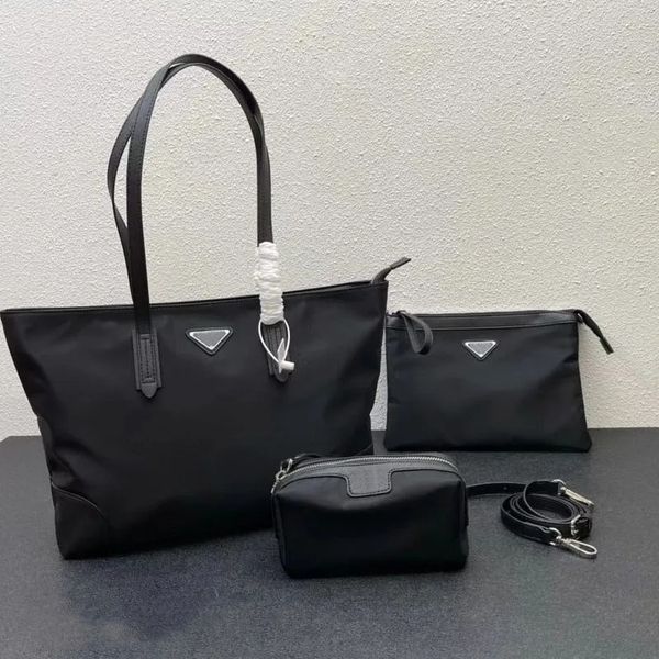 hobo underarm bag cleo totes designer luxury handbags women fashion messenger bag lady purses clutch wallets, Black;red
hobo underarm bag cleo totes designer luxury handbags women fashion messenger bag lady purses clutch wallets, Black;red