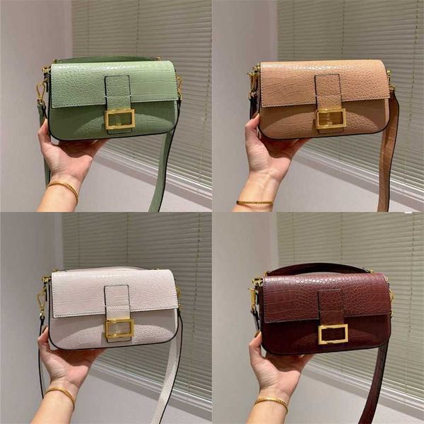lady evening bags baguette bag luxuries designer women underarm leather handbags square shoulder lady shopping messenger bags purse 230218
lady evening bags baguette bag luxuries designer women underarm leather handbags square shoulder lady shopping messenger bags purse 230218