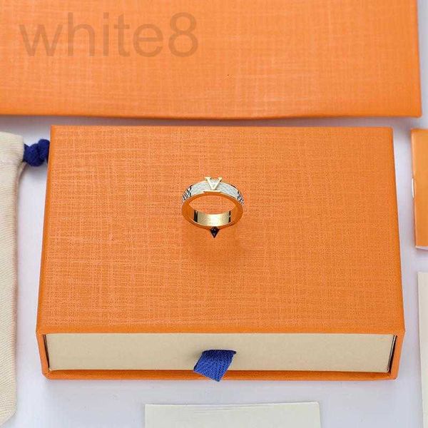 band rings designer designers ring luxurys letter women rings fashion trend classic jewelry presbyopia middle ages couple 2 styles anniversa, Silver
band rings designer designers ring luxurys letter women rings fashion trend classic jewelry presbyopia middle ages couple 2 styles anniversa, Silver