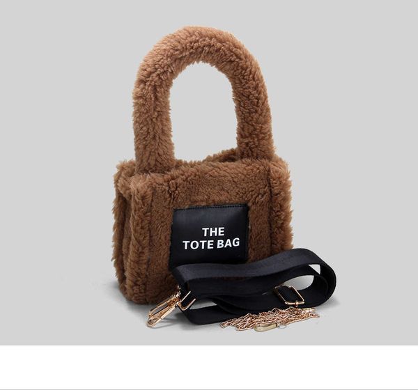 bag women 2022 new style stylish winter versatile premium handheld plush bucket bag 230708
bag women 2022 new style stylish winter versatile premium handheld plush bucket bag 230708