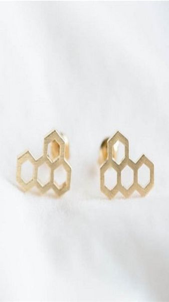 fashion honeycomb stud earrings whole 18k gold plated earrings3843049, Golden;silver
fashion honeycomb stud earrings whole 18k gold plated earrings3843049, Golden;silver