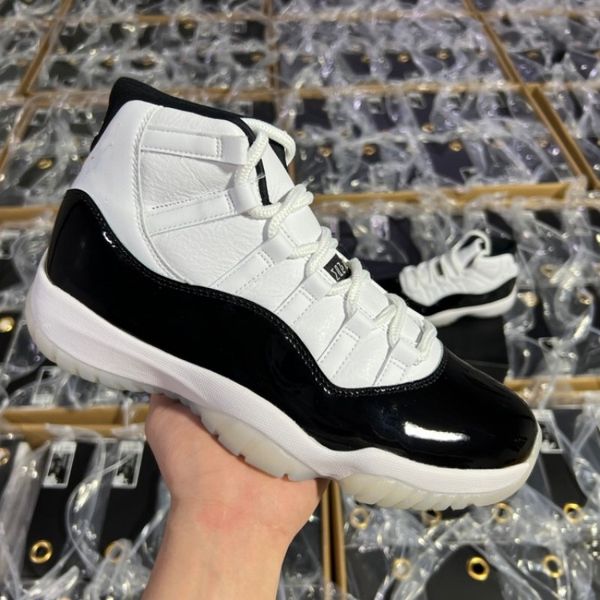 11s dmp cherry 2023 basketball shoes real carbon fiber midnight navy sneaker trainer with box size us5.5-13
11s dmp cherry 2023 basketball shoes real carbon fiber midnight navy sneaker trainer with box size us5.5-13