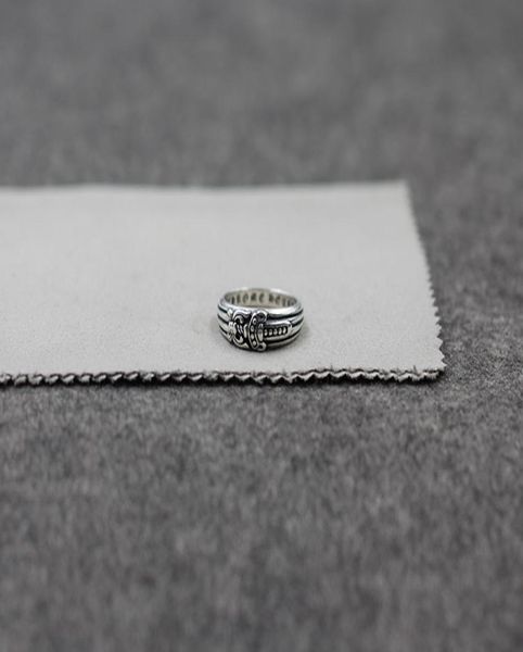 fashion925 sterling silver rings trend personality jewelry punk style man and women lovers gift hip hop cross sword luxury design1933529, Golden;silver
fashion925 sterling silver rings trend personality jewelry punk style man and women lovers gift hip hop cross sword luxury design1933529, Golden;silver