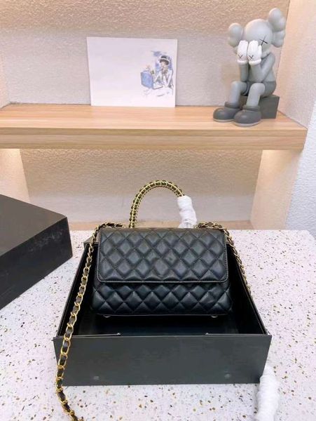 designer bags shoulder chain bag clutch flap totes bags c wallet check velour thread purse double letters solid hasp waist square stripes wo
designer bags shoulder chain bag clutch flap totes bags c wallet check velour thread purse double letters solid hasp waist square stripes wo