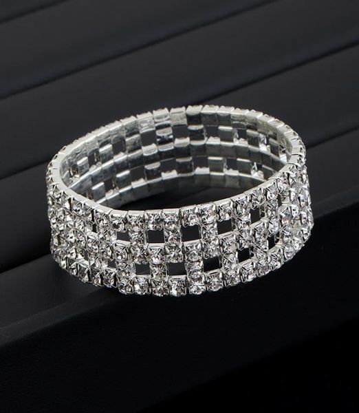 female zirconia tennis bracelet cz stone alloy fashion jewelry micro pave iced out link chain chains1756409, Golden;silver
female zirconia tennis bracelet cz stone alloy fashion jewelry micro pave iced out link chain chains1756409, Golden;silver