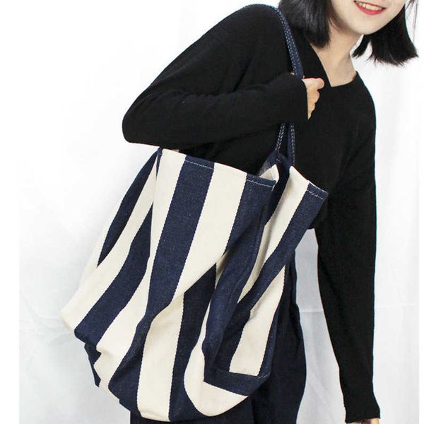 chic canvas bag large capacity women's fashion stripe single shoulder canvas tote bag small fresh shopping bag
chic canvas bag large capacity women's fashion stripe single shoulder canvas tote bag small fresh shopping bag