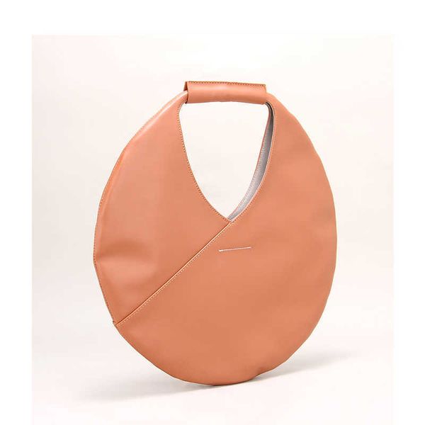autumn and winter 2022 new bag women's large capacity large circle personalized design handbag dark underarm bag shoulder bag 230708
autumn and winter 2022 new bag women's large capacity large circle personalized design handbag dark underarm bag shoulder bag 230708