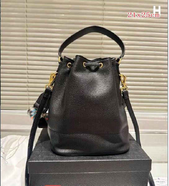 fashion luxury underarm bag nylon purses handbag for womens men mini wallet envelope bags crossbody white pink designer clutch zipper tote s
fashion luxury underarm bag nylon purses handbag for womens men mini wallet envelope bags crossbody white pink designer clutch zipper tote s