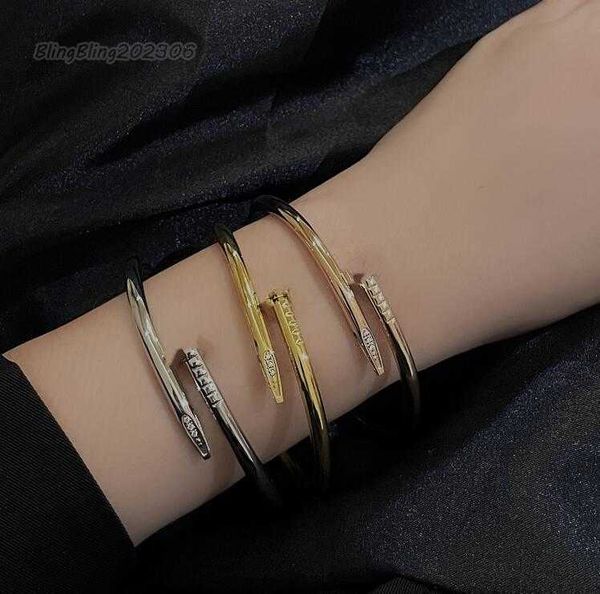 fashion classic bangles gold silver bracelet titanium steel bangle designer luxury diamond bracelets womens mens couples jewelry gift, Golden;silver
fashion classic bangles gold silver bracelet titanium steel bangle designer luxury diamond bracelets womens mens couples jewelry gift, Golden;silver