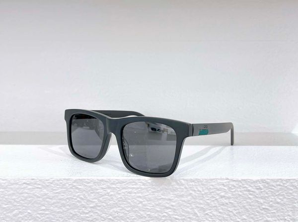 2023 sunglasses for women men special uv protection women style vintage small oval frame come with case fashion gusunglasses with box, White;black
2023 sunglasses for women men special uv protection women style vintage small oval frame come with case fashion gusunglasses with box, White;black