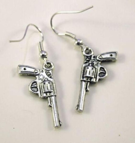 mixed style pistol gun revolver bullet dropdangle earrings 925 silver fish ear hook 50pairs tibetan silver chandelier earring jew1319068, Golden
mixed style pistol gun revolver bullet dropdangle earrings 925 silver fish ear hook 50pairs tibetan silver chandelier earring jew1319068, Golden