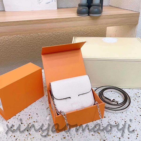 designer shoulder bag small square bag luxury brand mini shoulder bag ten colors available change purse v103952-103951 white
designer shoulder bag small square bag luxury brand mini shoulder bag ten colors available change purse v103952-103951 white