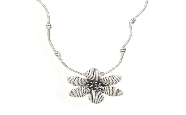 women039s simple flowers tibetan silver pendant necklaces gstqn018 fashion gift national style women diy necklace pendants3527822
women039s simple flowers tibetan silver pendant necklaces gstqn018 fashion gift national style women diy necklace pendants3527822