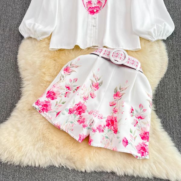 zim brand women's pants & capris shorts designer floral trousers silk linen wonderland floral pant resort rtw 2024 post card the coaste, Black;white
zim brand women's pants & capris shorts designer floral trousers silk linen wonderland floral pant resort rtw 2024 post card the coaste, Black;white