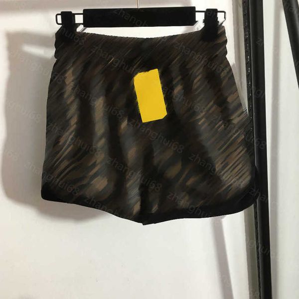 23ss womens designer clothing womens shorts abstract f letter printed elastic waist casual wide leg shorts 100% imported sheep leather pants, White;black
23ss womens designer clothing womens shorts abstract f letter printed elastic waist casual wide leg shorts 100% imported sheep leather pants, White;black