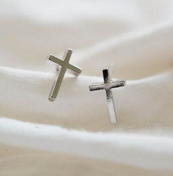fashion crosses ear studs smooth surface gold silver rose three color optional suitable for men and women6343467, Golden;silver
fashion crosses ear studs smooth surface gold silver rose three color optional suitable for men and women6343467, Golden;silver