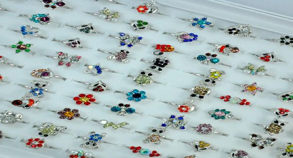 multicolor acrylic lovely silver plated adjustable rings for women and girls fashion whole jewelry lots lr0538527826, Golden;silver
multicolor acrylic lovely silver plated adjustable rings for women and girls fashion whole jewelry lots lr0538527826, Golden;silver