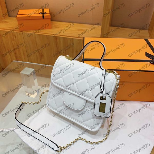 fashion flap trendy cc bag handbag crossbody vintage quilted purse leather crossbody bag chain gold metallic designer woman handbag qwertyui
fashion flap trendy cc bag handbag crossbody vintage quilted purse leather crossbody bag chain gold metallic designer woman handbag qwertyui