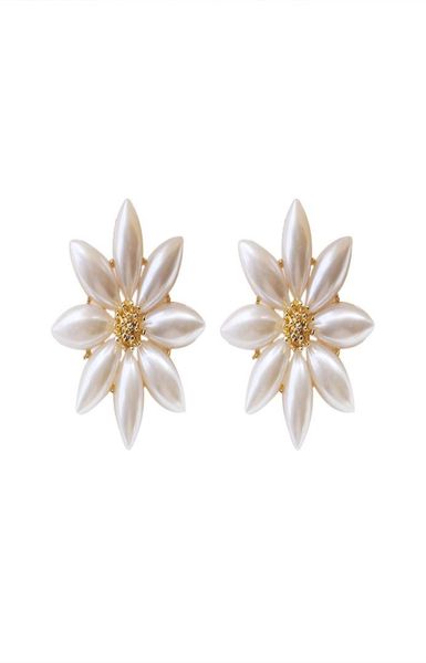 s925 silver needle pearl earrings retro niche temperament pearl super fairy highquality large flower earrings5360670, Golden;silver
s925 silver needle pearl earrings retro niche temperament pearl super fairy highquality large flower earrings5360670, Golden;silver