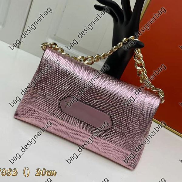 fashion designer versatile fashion women's crossbody bag one shoulder crossbody handheld simple fashion leather
fashion designer versatile fashion women's crossbody bag one shoulder crossbody handheld simple fashion leather