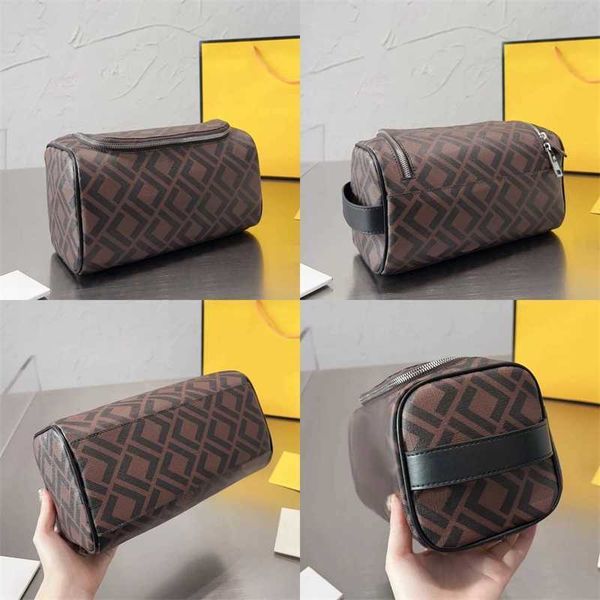 lady evening bags designer crossbody bags for women shoulder bag vintage simple square clutch lady leather tote handbags 230307
lady evening bags designer crossbody bags for women shoulder bag vintage simple square clutch lady leather tote handbags 230307