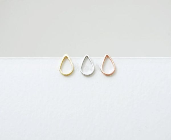 fashion of water droplets in the shape of stud earringsframe shape of water stud earrings whole 2259239, Golden;silver
fashion of water droplets in the shape of stud earringsframe shape of water stud earrings whole 2259239, Golden;silver