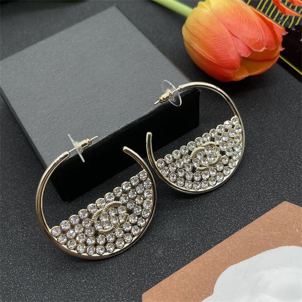 new spring/summer luxury letter c earring designer ccity tassels stud earing women party hoop gold earrings woman accessories 76546324, Golden;silver
new spring/summer luxury letter c earring designer ccity tassels stud earing women party hoop gold earrings woman accessories 76546324, Golden;silver
