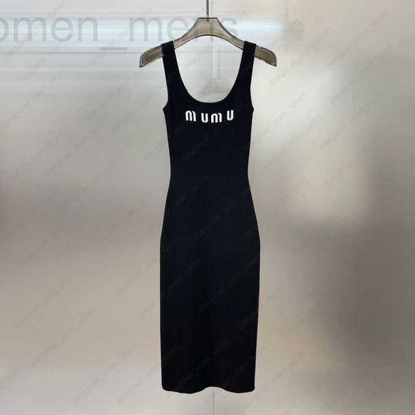 basic & casual dresses designer 2023 skirt women's designers dress knit slim vest luxury dresses summer womens black casual fit night c, Black;gray
basic & casual dresses designer 2023 skirt women's designers dress knit slim vest luxury dresses summer womens black casual fit night c, Black;gray