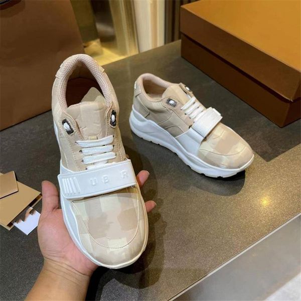 luxury design bowling shoes 2023 qq fashionable men and women leather canvas letter casual outdoor sports running shoes 01-021
luxury design bowling shoes 2023 qq fashionable men and women leather canvas letter casual outdoor sports running shoes 01-021