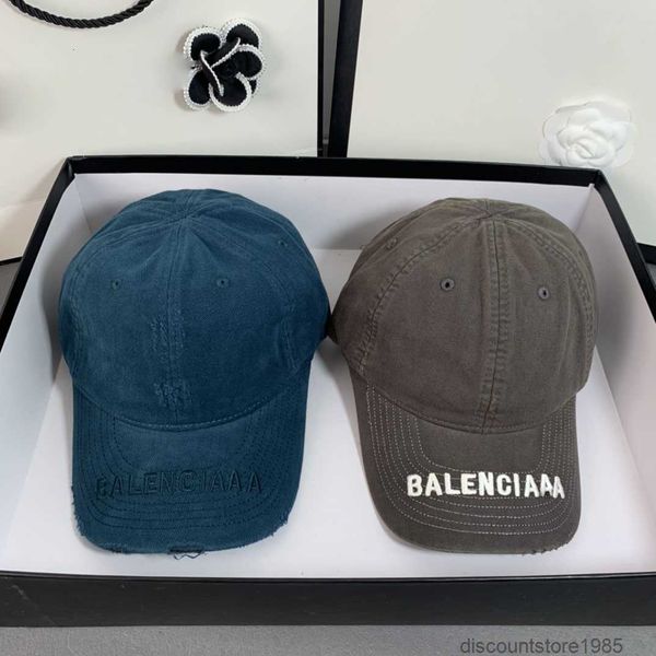 ball men's and women's designers casquette sports denim ripped ball solid color b letter outdoor couple hats, Blue;gray
ball men's and women's designers casquette sports denim ripped ball solid color b letter outdoor couple hats, Blue;gray