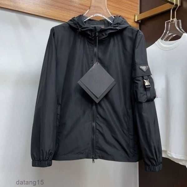 prad mens jacket windbreaker thin coats with letters inverted triangle men women waterproof coat spring autumn clothes jackets outerwear men, Black;brown
prad mens jacket windbreaker thin coats with letters inverted triangle men women waterproof coat spring autumn clothes jackets outerwear men, Black;brown