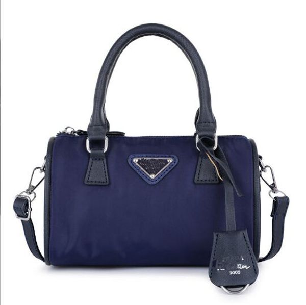 shoulder bags women designer bags pillow p handlebag designer luxury brand handbag canvas boston wallets 20-10-13cm
shoulder bags women designer bags pillow p handlebag designer luxury brand handbag canvas boston wallets 20-10-13cm
