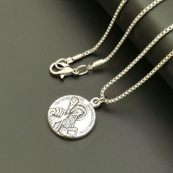 15pcs religious godfather cross medal necklace alloy christian sacramental medal ward off evil protection jewelry catholic gift for men wome, Silver
15pcs religious godfather cross medal necklace alloy christian sacramental medal ward off evil protection jewelry catholic gift for men wome, Silver