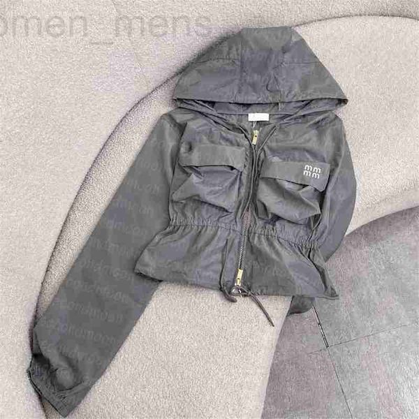 women's jackets designer women nylon jacket spring summer light designer printed full zipper coats ucna, Black;brown
women's jackets designer women nylon jacket spring summer light designer printed full zipper coats ucna, Black;brown