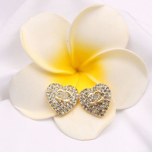 fashion gold plated 925 silver designers letters stud geometric famous women round crystal rhinestone pearl earring wedding party jewerlry 2, Golden;silver
fashion gold plated 925 silver designers letters stud geometric famous women round crystal rhinestone pearl earring wedding party jewerlry 2, Golden;silver