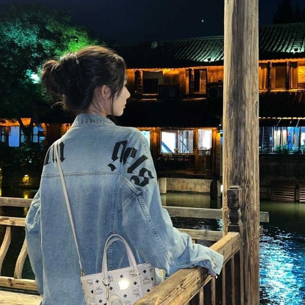 tide brand mens denim jacket classic back letter print washed denim coat designer jacket couple cardigan coats long-sleeved denims clothing, Black;brown
tide brand mens denim jacket classic back letter print washed denim coat designer jacket couple cardigan coats long-sleeved denims clothing, Black;brown