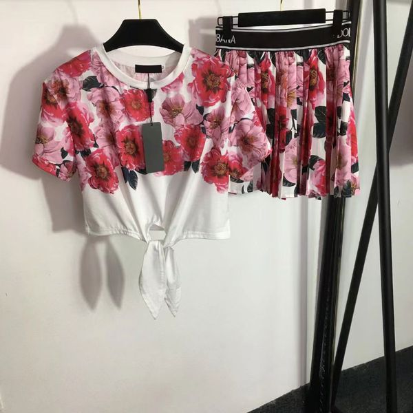 2023 designers women's tracksuits letter shirt new set lace-up waist waist short crop short sleeve t-shirt flower print webbing high wa, Gray
2023 designers women's tracksuits letter shirt new set lace-up waist waist short crop short sleeve t-shirt flower print webbing high wa, Gray