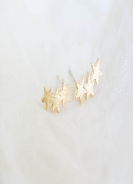 2016 new fashion jewellery whole threestar male to female adolescents stud earrings earrings cutest celebrity women holiday b7162797, Golden;silver
2016 new fashion jewellery whole threestar male to female adolescents stud earrings earrings cutest celebrity women holiday b7162797, Golden;silver